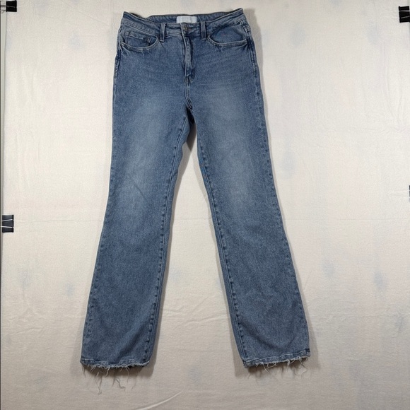 Womens Vervet Blue Straight Leg Jeans size 29 Stretchy - Picture 2 of 13
